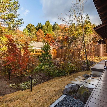 Tsuta Onsen Ryokan Товада Екстериор снимка