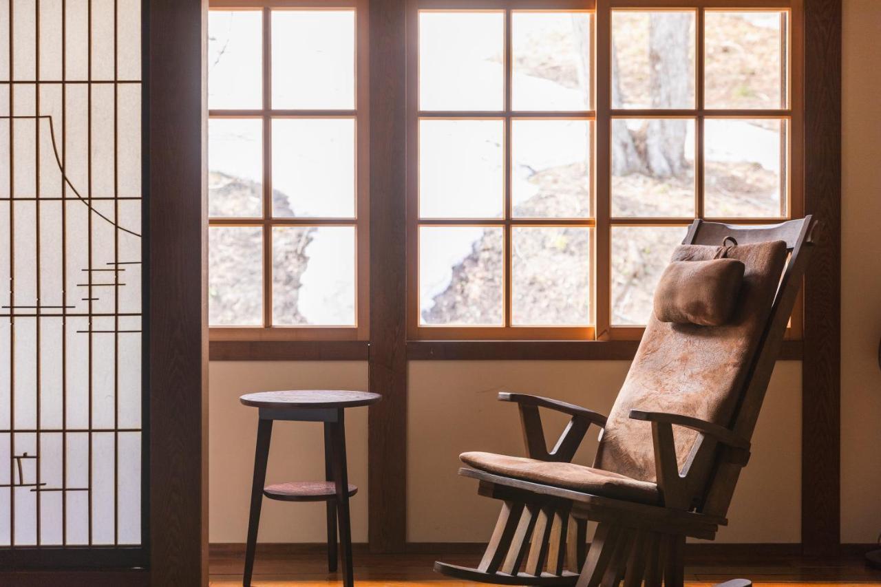 Tsuta Onsen Ryokan Товада Екстериор снимка