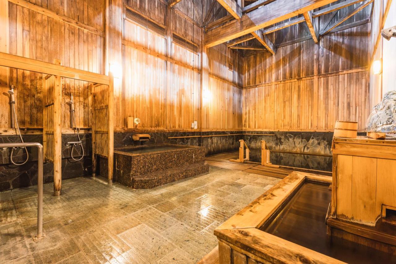 Tsuta Onsen Ryokan Товада Екстериор снимка
