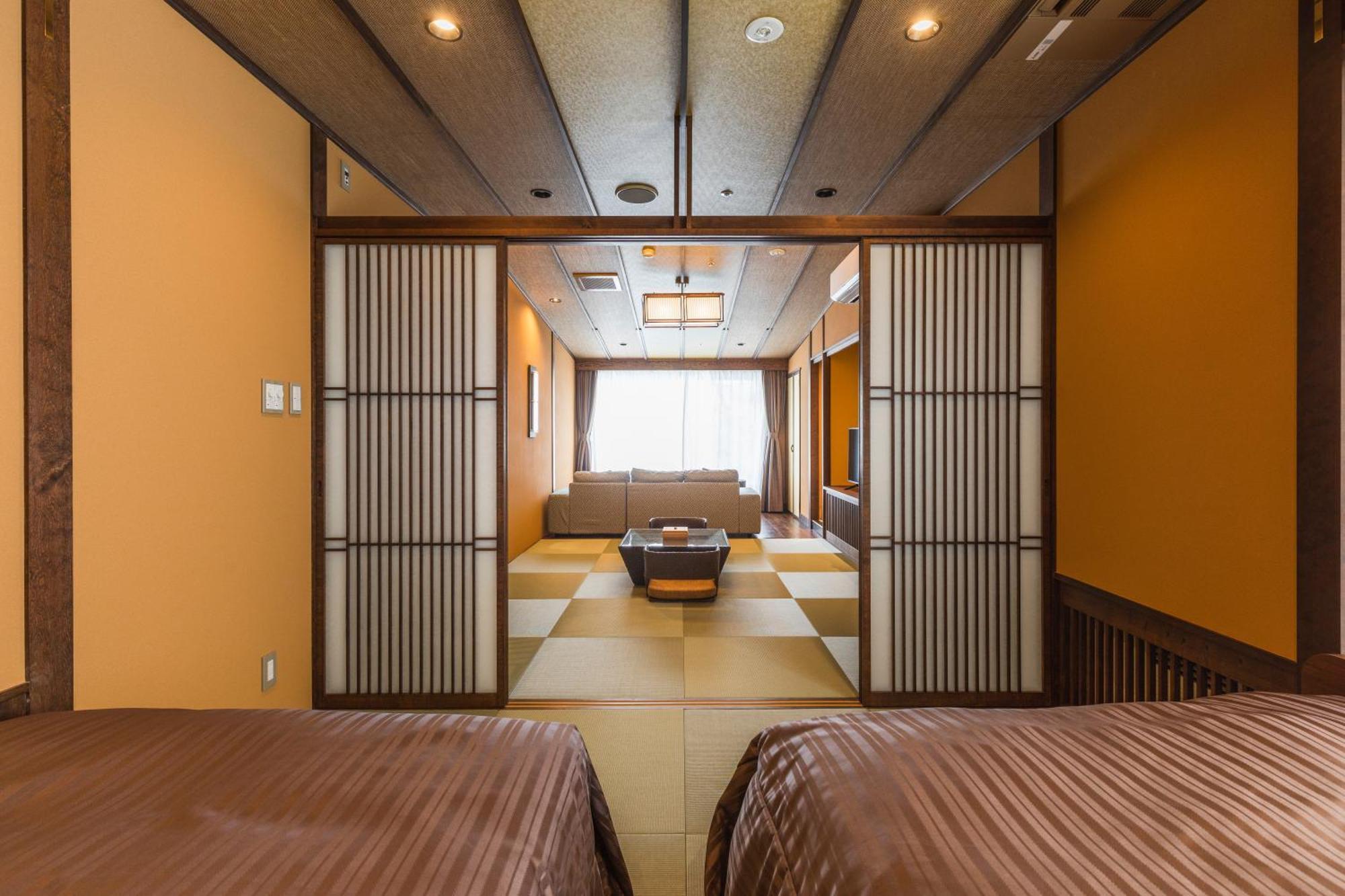 Tsuta Onsen Ryokan Товада Стая снимка