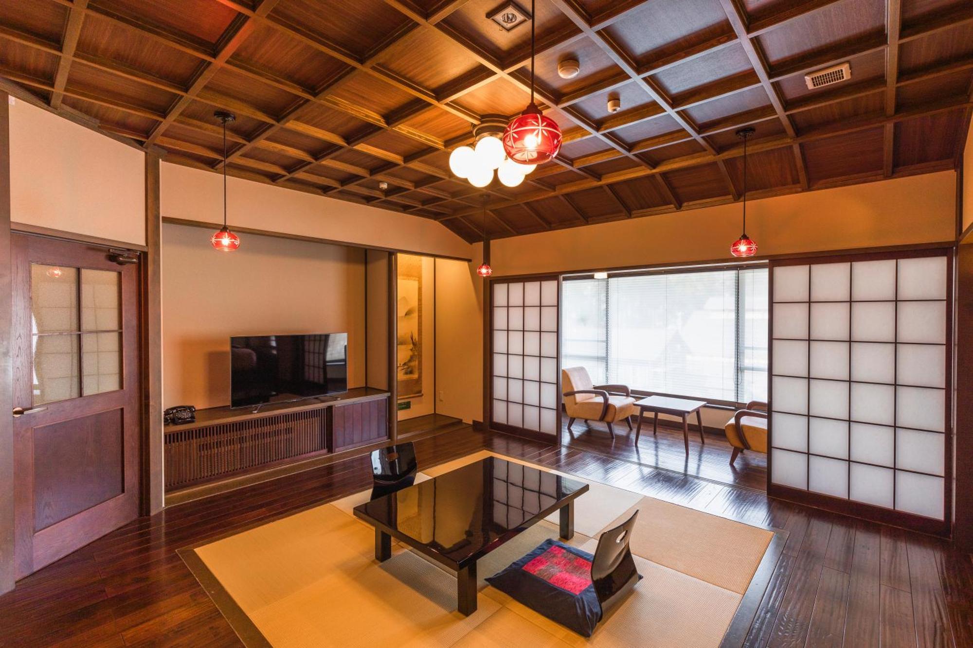 Tsuta Onsen Ryokan Товада Стая снимка