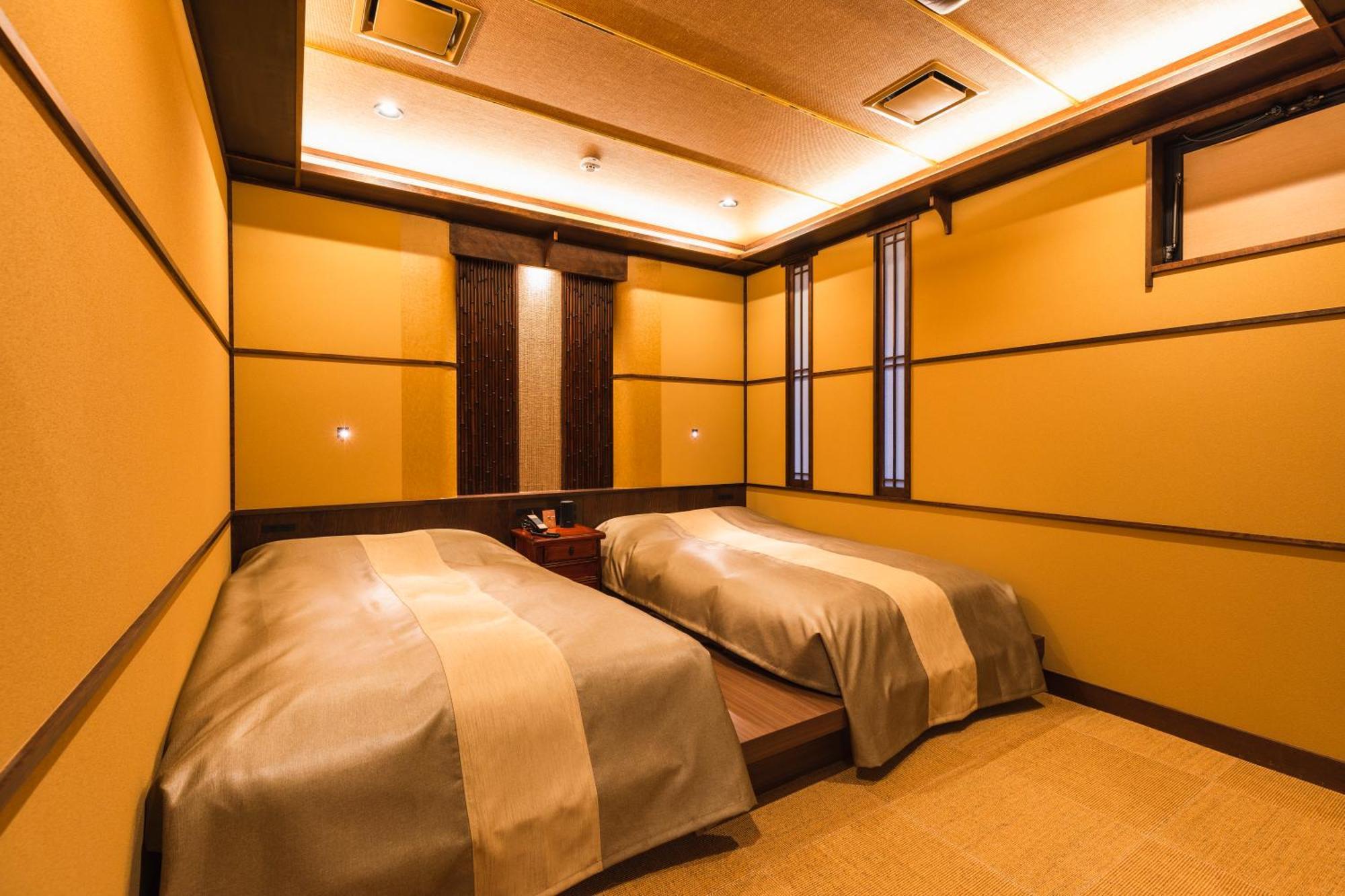 Tsuta Onsen Ryokan Товада Екстериор снимка
